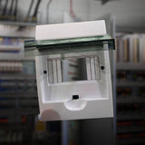 Caja 6C con visor transparente abierto